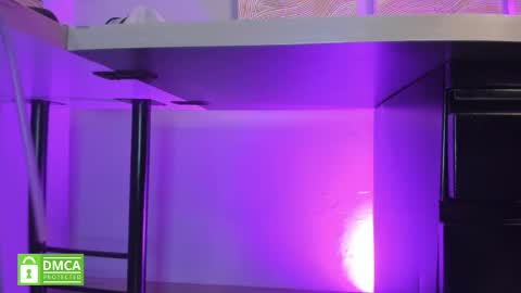 Snapshot of ashleey_thompsonn chatting on 7, 11, 2025 Ashley online show from 7, 11, 2025