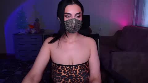   Yasmina   online show from 3, 1, 2025