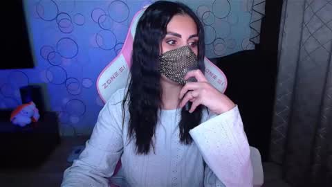   Yasmina   online show from 1, 10, 2025