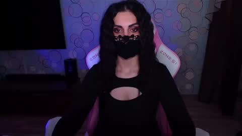   Yasmina   online show from 22, 3, 2026