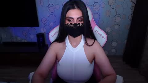   Yasmina   online show from 5, 6, 2026
