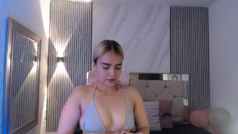 ashley__tylor online show from 15, 5, 2026