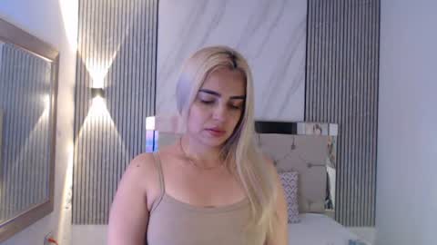 Snapshot of ashley__tylor chatting on 11, 6, 2026 ashley__tylor online show from 11, 6, 2026