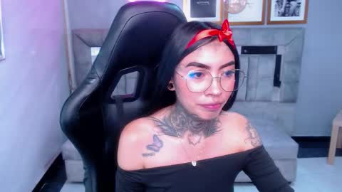 Snapshot of ashley_blum_v chatting on 17, 9, 2025 ashley_blum_v online show from 17, 9, 2025
