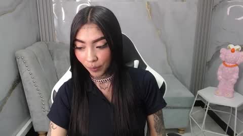 Snapshot of ashley_blum_v chatting on 14, 10, 2025 ashley_blum_v online show from 14, 10, 2025