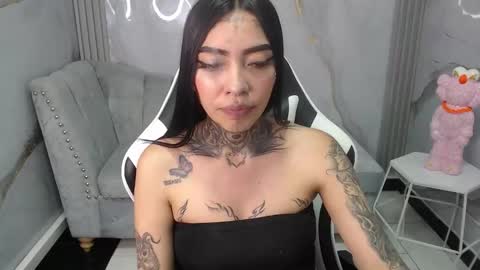 Snapshot of ashley_blum_v chatting on 18, 10, 2025 ashley_blum_v online show from 18, 10, 2025