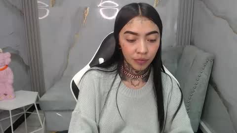 Snapshot of ashley_blum_v chatting on 4, 11, 2025 ashley_blum_v online show from 4, 11, 2025