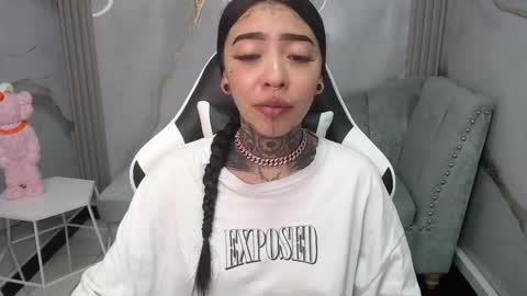 Snapshot of ashley_blum_v chatting on 7, 11, 2025 ashley_blum_v online show from 7, 11, 2025