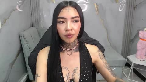 Snapshot of ashley_blum_v chatting on 5, 12, 2025 ashley_blum_v online show from 5, 12, 2025