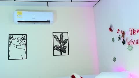 Snapshot of ashley_brookke chatting on 15, 12, 2025 Ashley online show from 15, 12, 2025