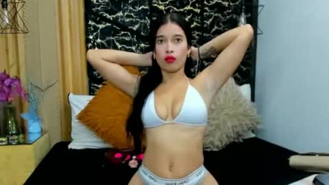 Ashley Damss online show from 31, 3, 2026