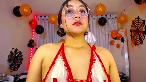 Snapshot of ashleyevanz chatting on 22, 10, 2025 Ashlei Evanz online show from 22, 10, 2025