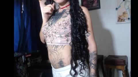 Snapshot of ashleyharper__ chatting on 14, 11, 2025 ashleyharper__ online show from 14, 11, 2025