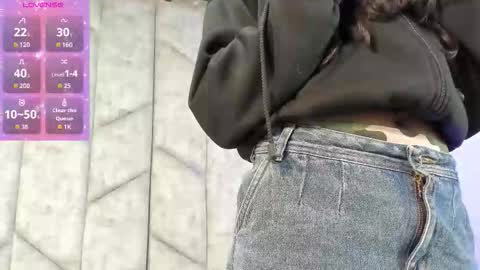 Snapshot of ashleyhiil2 chatting on 6, 1, 2026 AshleyHill online show from 6, 1, 2026