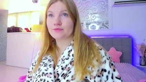 AshleyJonse online show from 4, 11, 2025