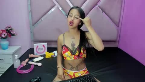 Snapshot of ashleyprescott chatting on 1, 3, 2025 AshleyPrescott online show from 1, 3, 2025