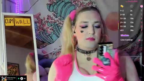 AshleyQT online show from 7, 10, 2025