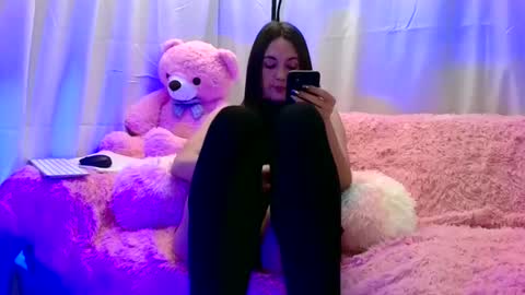 Snapshot of ashleyshyne69 chatting on 2, 12, 2024 Ashley online show from 2, 12, 2024