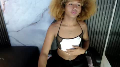 ashleysofiathenison online show from 15, 7, 2026