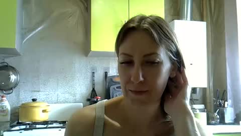 Snapshot of ashleyxhoney chatting on 28, 5, 2026 AshleyXHoney online show from 28, 5, 2026