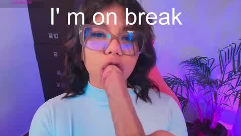 Ashleyy18   online show from 17, 9, 2025