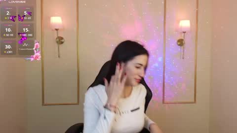 Hi Im Ashley Dont forget to follow me  to have me close to you online show from 28, 4, 2026
