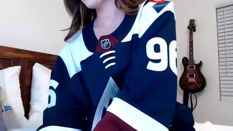 Snapshot of ashleyyylove13 chatting on 11, 10, 2025 Ashley Love online show from 11, 10, 2025