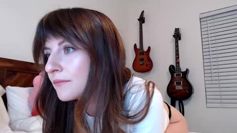 Snapshot of ashleyyylove13 chatting on 8, 11, 2025 Ashley Love online show from 8, 11, 2025