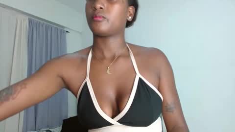 AshlieGreen online show from 12, 12, 2024