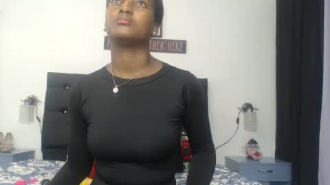 AshlieGreen online show from 19, 2, 2025