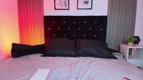 Snapshot of ashlycarteer chatting on 6, 11, 2025 online show from 6, 11, 2025