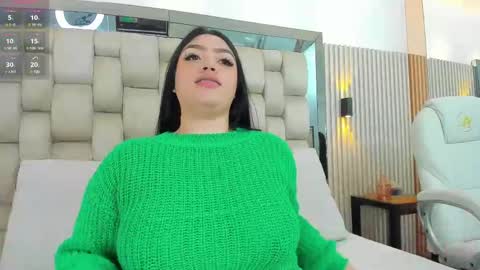 ashlyn online show from 2, 2, 2025