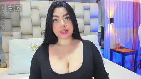 ashlyn online show from 10, 2, 2025