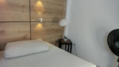 ashlyn online show from 18, 12, 2025