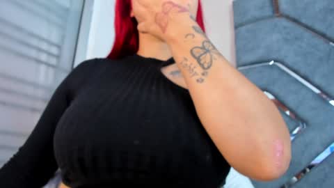 Snapshot of ashlyrey_1 chatting on 4, 2, 2025 Ashly online show from 4, 2, 2025