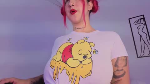 Snapshot of ashlyrey_1 chatting on 12, 10, 2025 Ashly online show from 12, 10, 2025