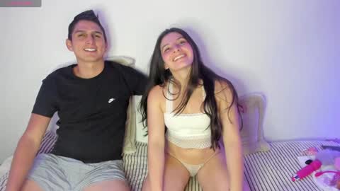 Ashton and Sophia lov online show from 21, 1, 2025