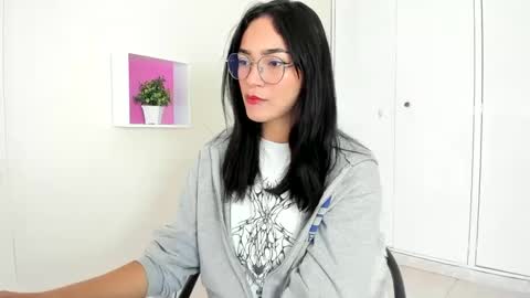 Camila online show from 26, 12, 2024