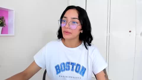 Camila online show from 27, 1, 2025