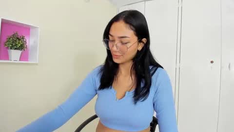 Camila online show from 30, 1, 2025