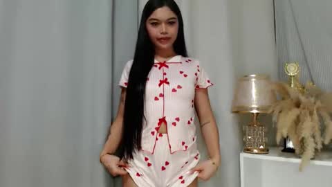asian_alitacumgirlxxx online show from 13, 5, 2026