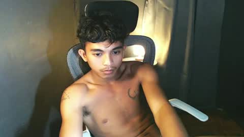 Snapshot of asian_hunk_moreno chatting on 2, 7, 2026 Yuri online show from 2, 7, 2026