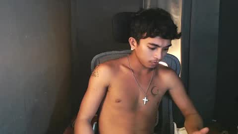 Snapshot of asian_hunk_moreno chatting on 15, 7, 2026 Yuri online show from 15, 7, 2026