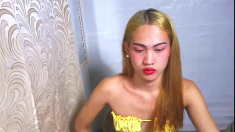 Snapshot of asian_loraine chatting on 25, 9, 2025 LOVELY LORAINE online show from 25, 9, 2025