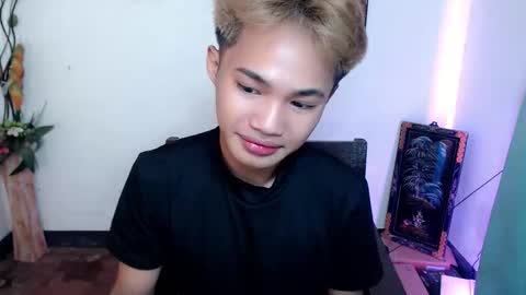 Snapshot of asian_lover05 chatting on 27, 9, 2025 asian_lover05 online show from 27, 9, 2025