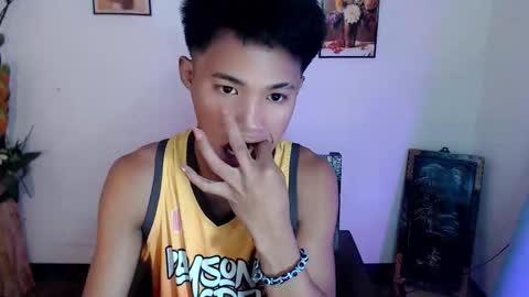 Snapshot of asian_lover05 chatting on 5, 10, 2025 asian_lover05 online show from 5, 10, 2025