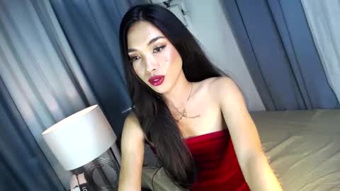 Snapshot of asian_luci chatting on 23, 1, 2025 LUCI BABE online show from 23, 1, 2025