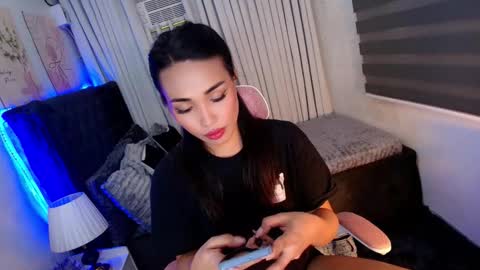 Snapshot of asian_luci chatting on 10, 10, 2025 LUCI BABE online show from 10, 10, 2025