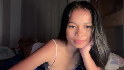 asian_mikyla online show from 4, 11, 2025