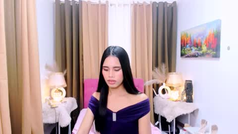 Snapshot of asian_mooreen chatting on 7, 11, 2025 mooreen online show from 7, 11, 2025